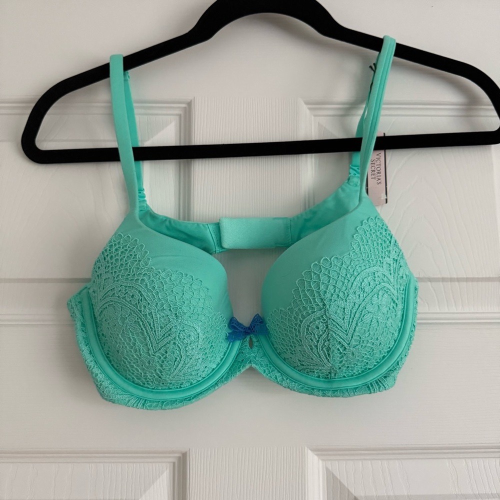 🩵 NEW Victoria’s Secret Body by Victoria Lined Demi Bra - 34C - Turquoise